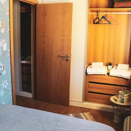 Casinha Dos Relogios 度假居